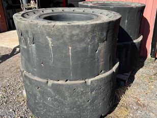 SG Revolution Solid rubber tyre däck för entreprenadmaskiner