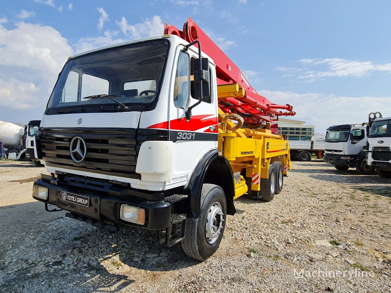 Putzmeister 2000  på chassin Mercedes-Benz 3031  betongpump