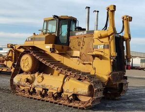 Caterpillar D10 DEPOT BARCELONE bulldozer